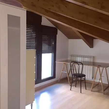 Residencia De Estudiantes Santo Domingo Maison d'hôtes Huesca