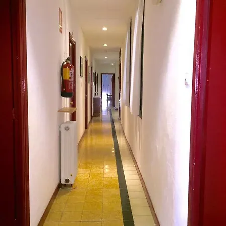 Residencia De Estudiantes Santo Domingo * Huesca